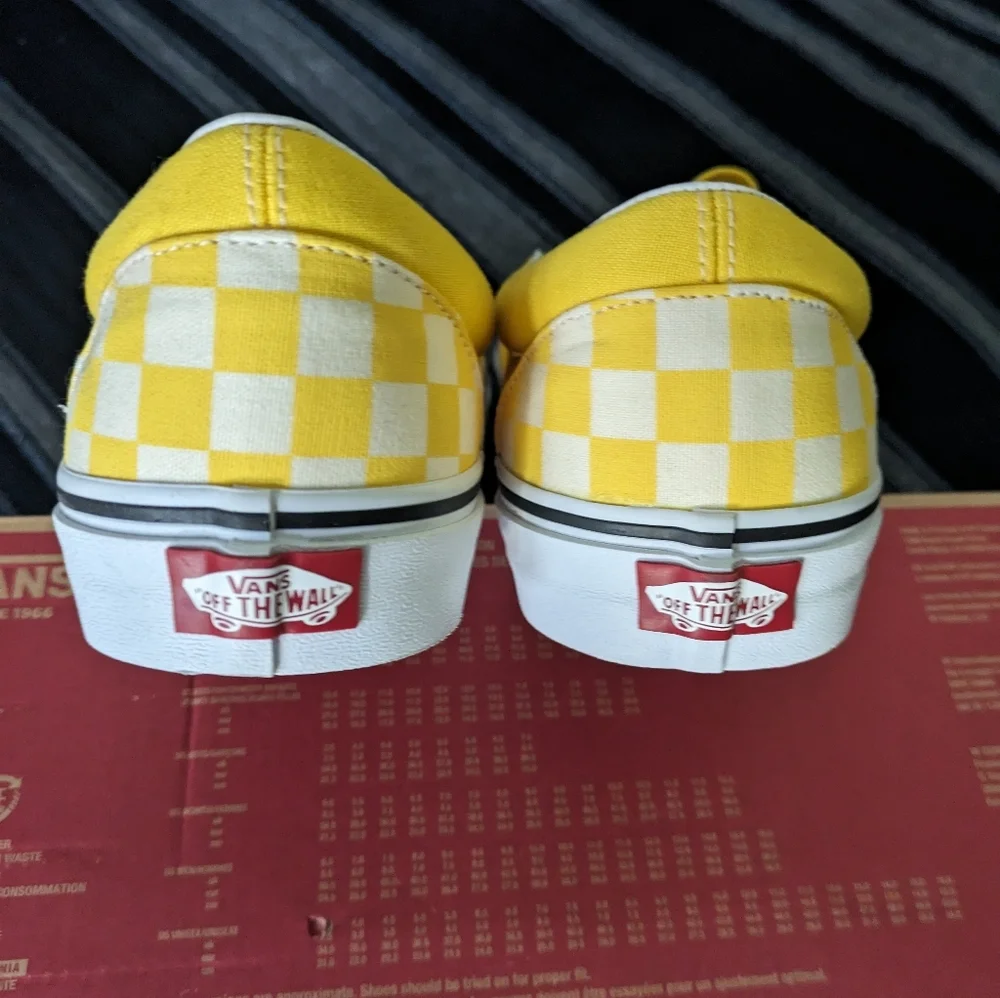 VANS Classic Slip On Yellow White Men Checkered Canvas Skate Shoes - Picture 7 of 7
